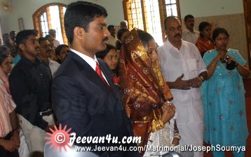 Joseph Soumya Wedding Photos at Erumely Forane Church